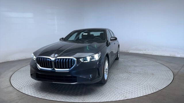 2025 BMW 5 Series 530i xDrive