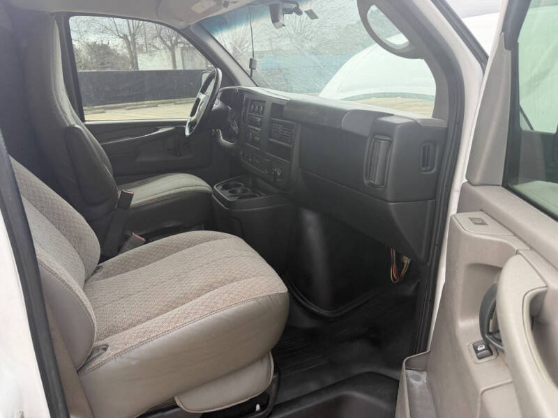 2015 GMC Savana 2500