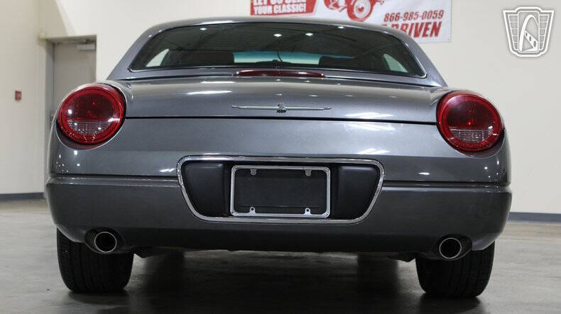 2003 Ford Thunderbird
