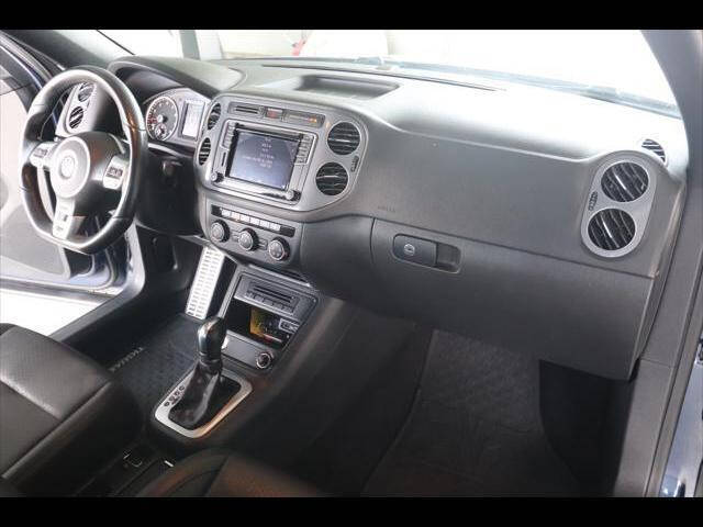 2016 VOLKSWAGEN Tiguan SUV / Crossover - $12,597
