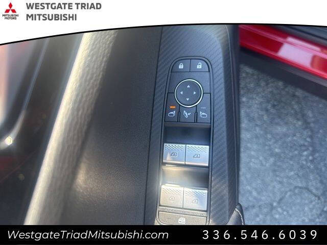 2025 Mitsubishi Outlander PHEV SEL