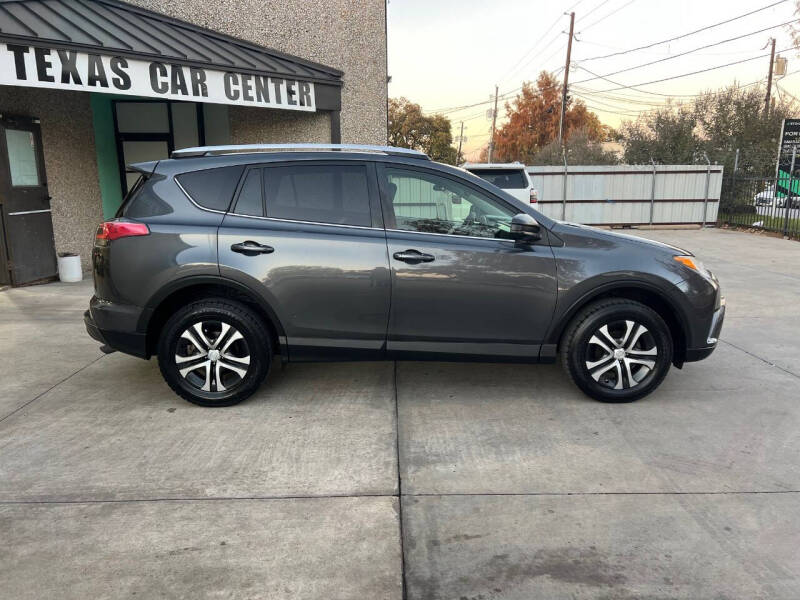 2016 Toyota RAV4 LE