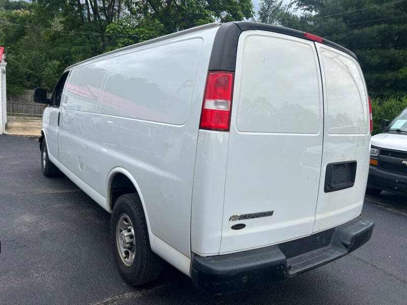 2019 Chevrolet Express 2500