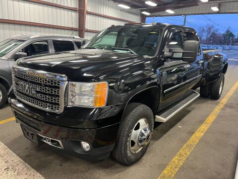 2014 GMC Sierra 3500HD for sale at Jack Pfister Autos in Cranford NJ