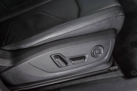 2021 Audi Q3 quattro S line Prem Plus 45 TFSI