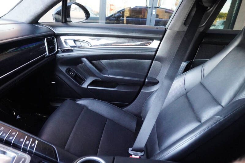 2014 Porsche Panamera Turbo Executive