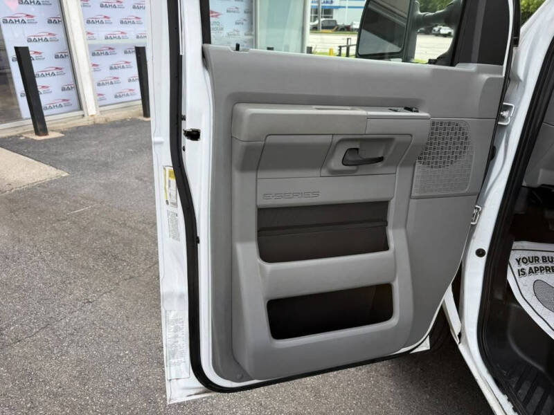 2024 Ford E-Series