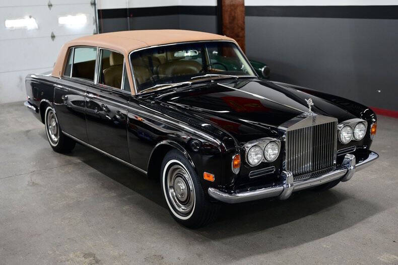 1972 Rolls-Royce SILVER CLOUD LWB