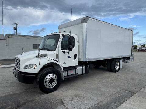 2019 Freightliner M2 106