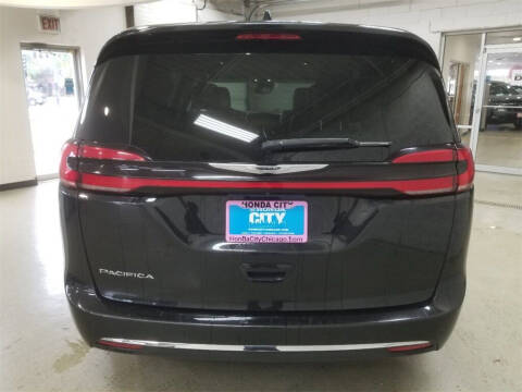 2021 Chrysler Pacifica Touring L