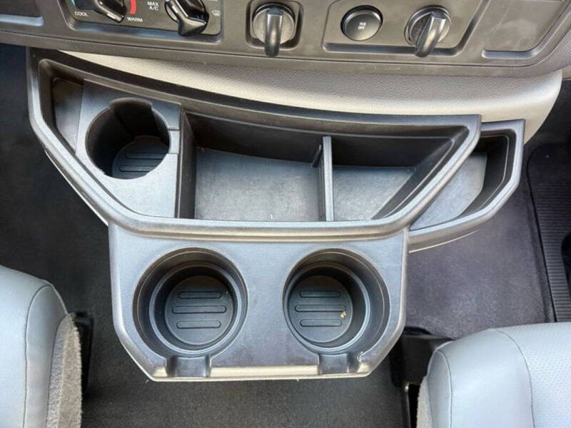 2014 Ford E-Series E-150