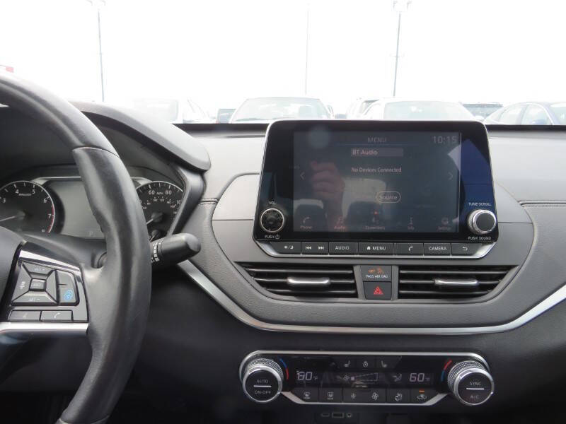 2020 Nissan Altima 2.5 SV