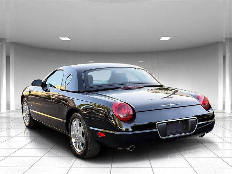2003 Ford Thunderbird 3