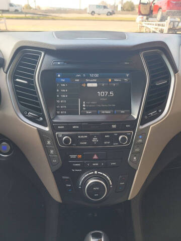 2017 Hyundai Santa Fe Limited Ultimate