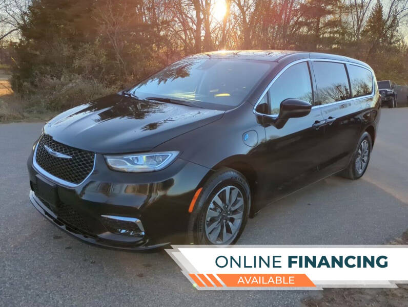 2023 Chrysler Pacifica Plug-In Hybrid Touring L