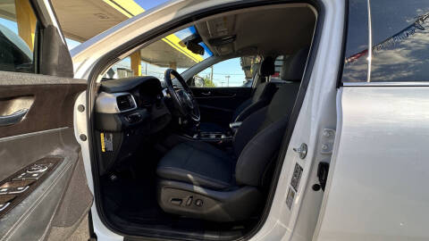 2018 Kia Sorento LX