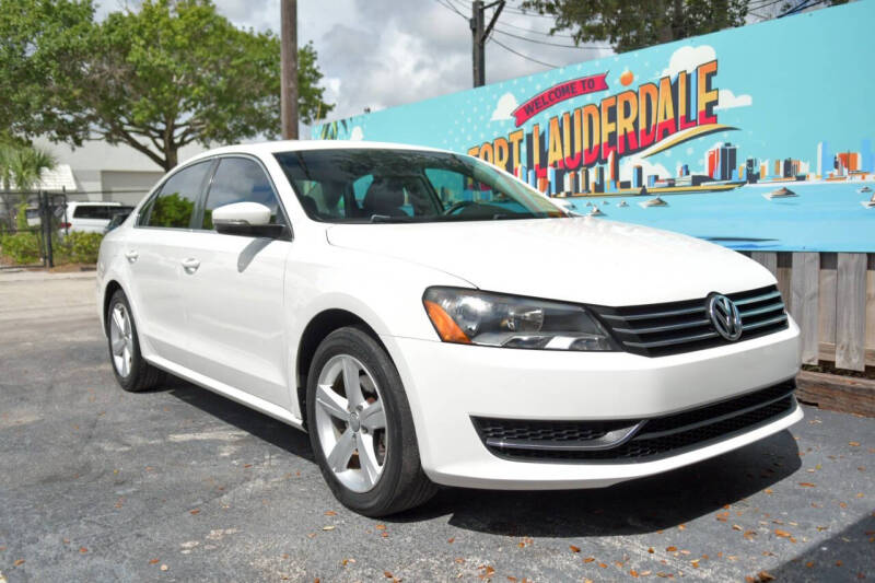 2014 Volkswagen Passat 1.8T SE