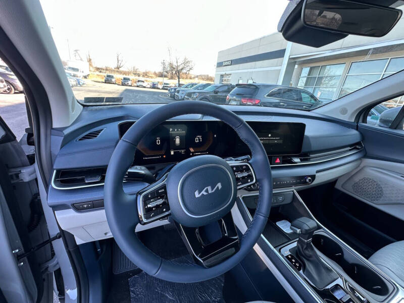 2026 Kia Carnival EX