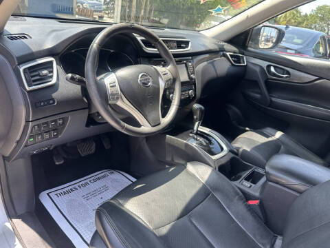 2015 Nissan Rogue SL