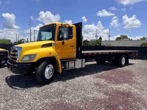 2020 Hino 338