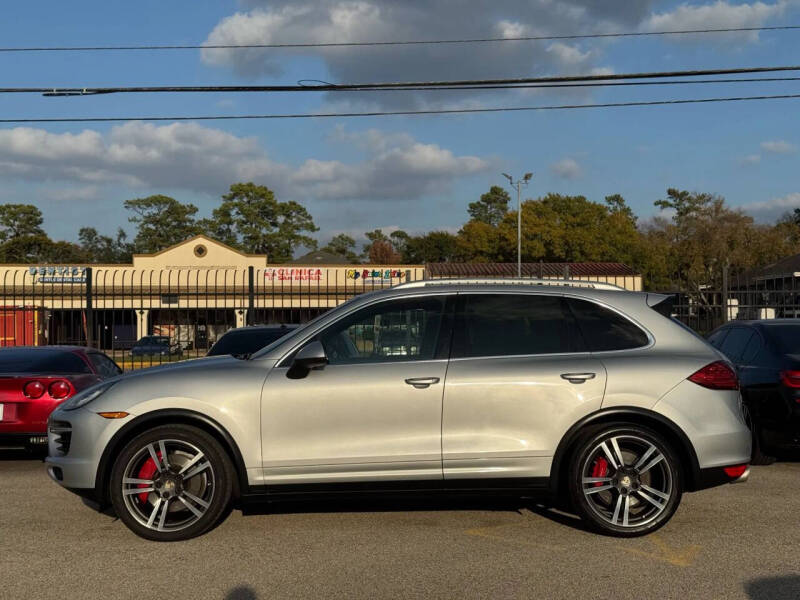 2012 Porsche Cayenne Turbo