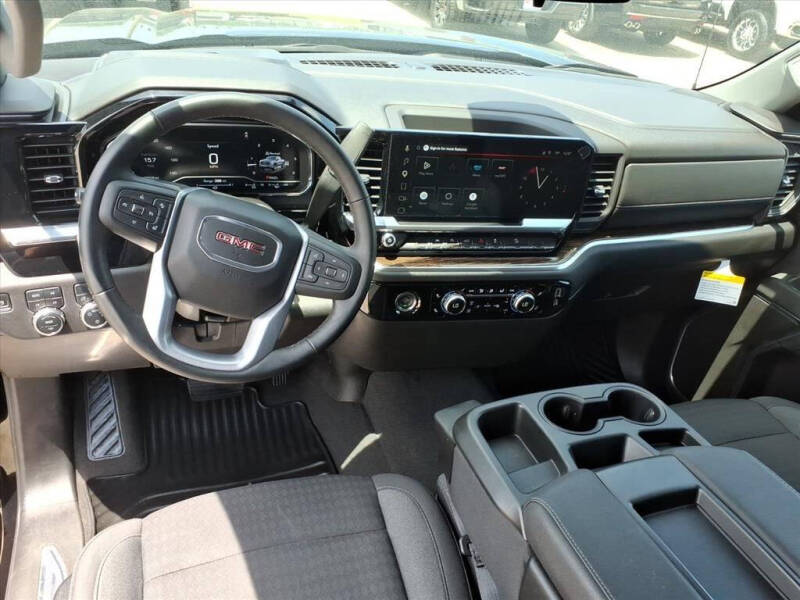 2024 GMC Sierra 1500