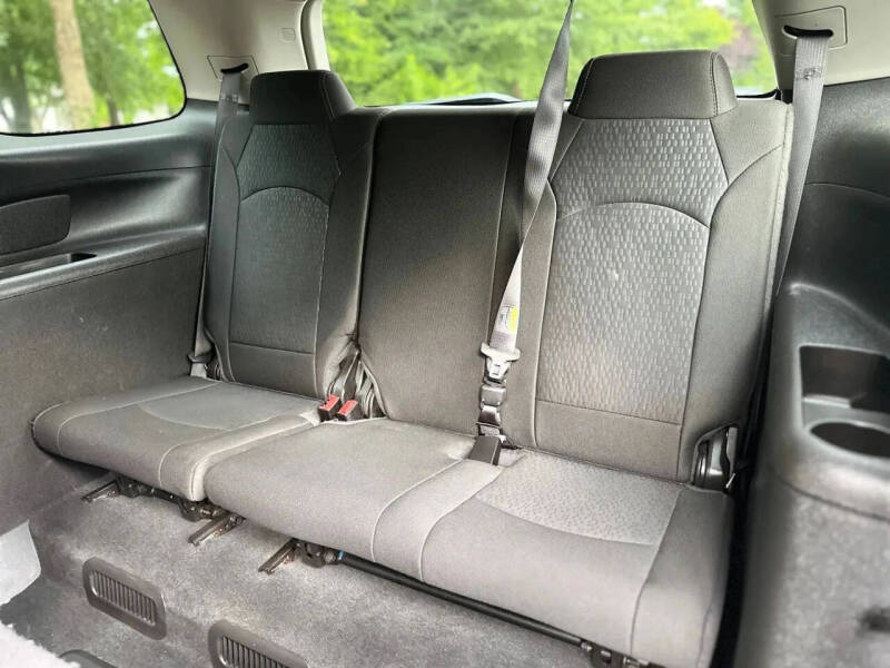 2016 GMC Acadia SLE-1