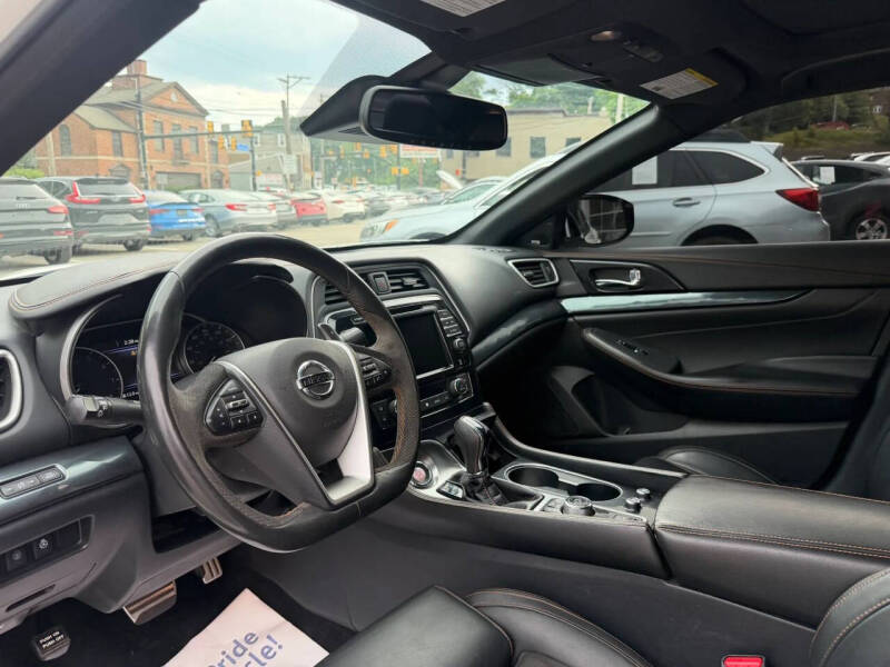 2019 Nissan Maxima