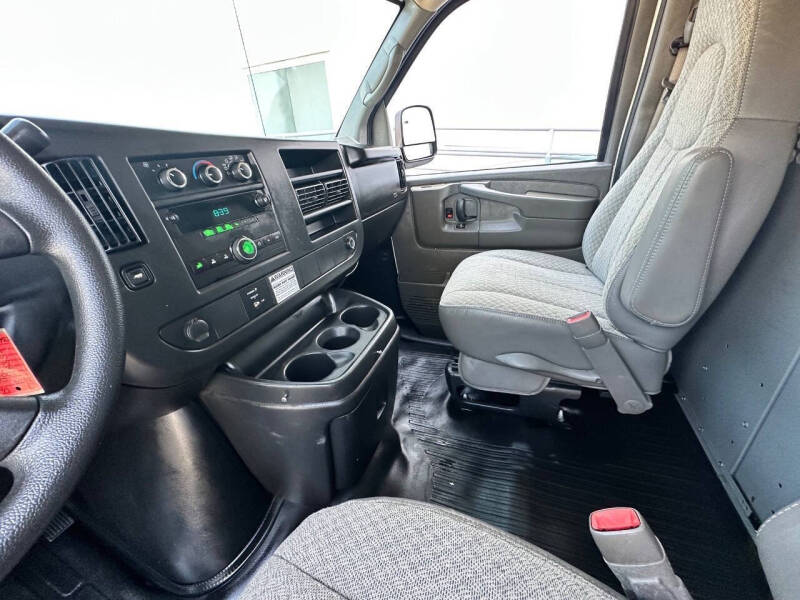 2009 GMC Savana 3500