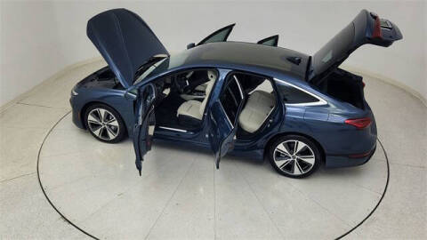 2025 Audi A6 Sportback e-tron quattro Prestige