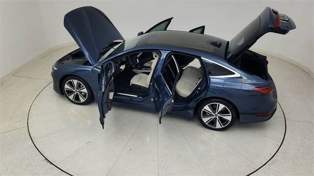 2025 Audi A6 Sportback e-tron quattro Prestige