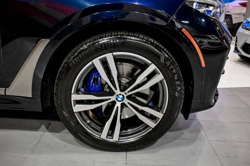 2020 BMW X7 M50i