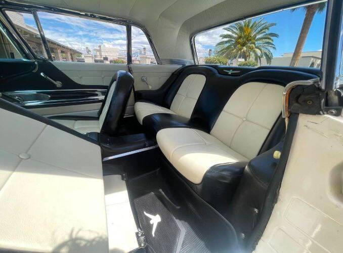 1960 Ford Thunderbird