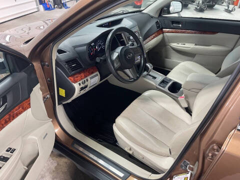 2011 Subaru Outback 2.5i Limited