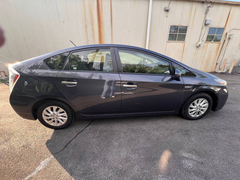 2015 Toyota Prius Plug-in Hybrid