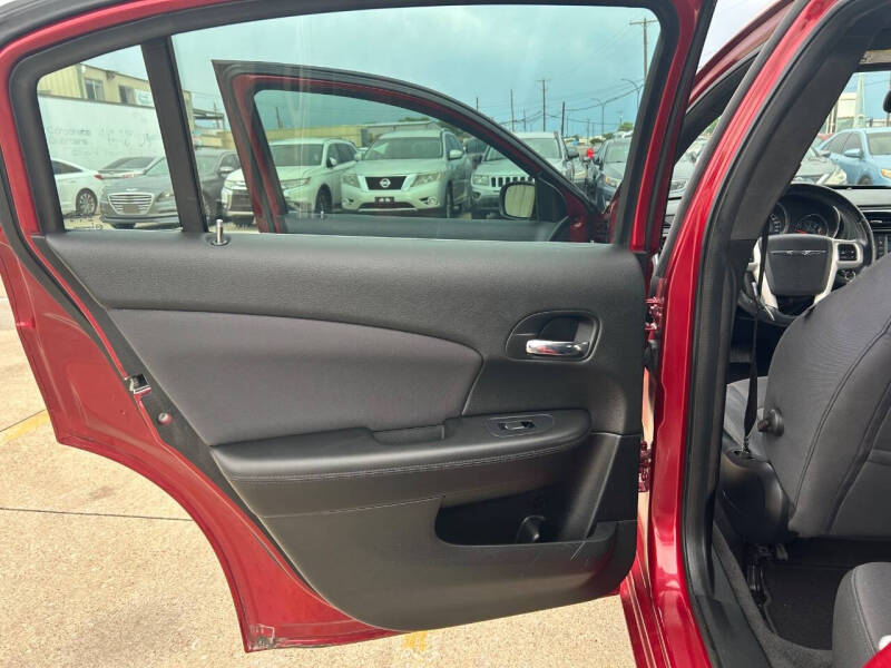 2012 Chrysler 200 Touring