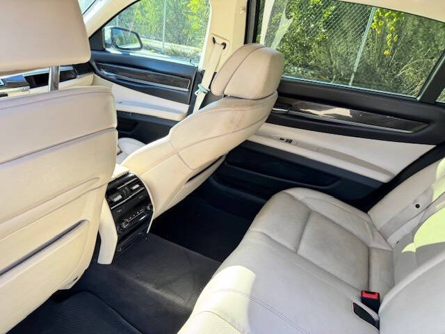 2012 BMW 7 Series 740Li