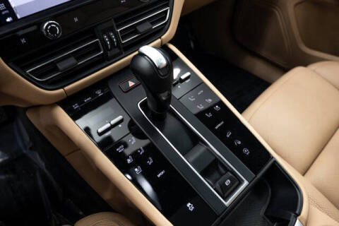 2023 Porsche Macan