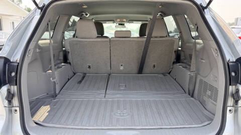 2018 Toyota Highlander LE