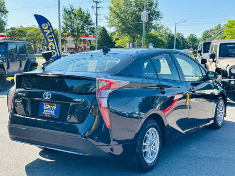 2016 Toyota Prius Two
