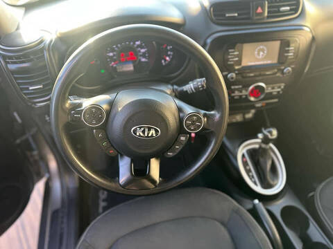 2017 Kia Soul +