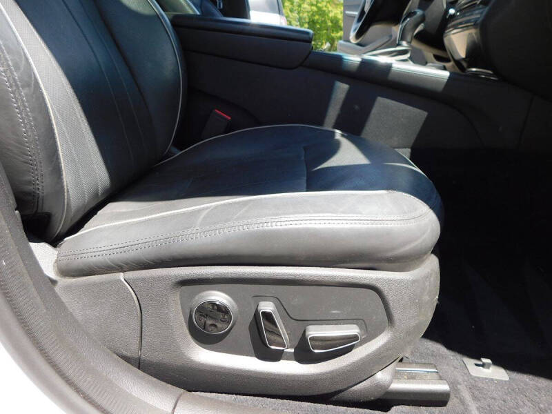2015 Hyundai Genesis
