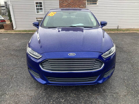 2016 Ford Fusion SE