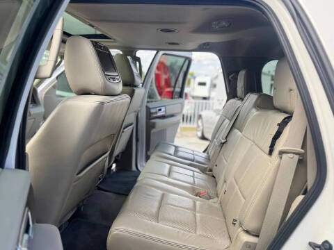 2011 Lincoln Navigator