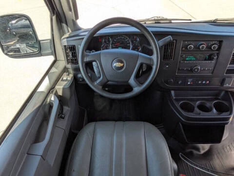2023 Chevrolet Express 2500