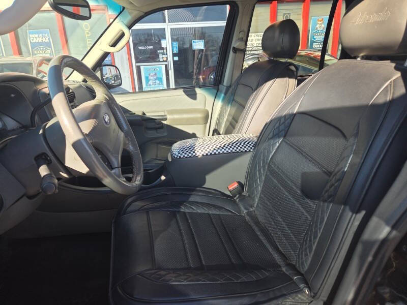 2005 Ford Explorer Sport Trac