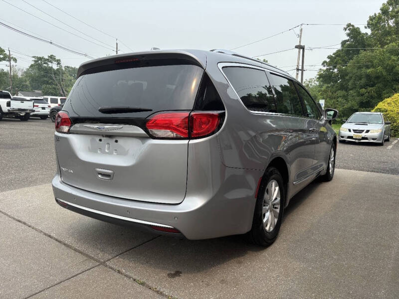 2018 Chrysler Pacifica Touring L