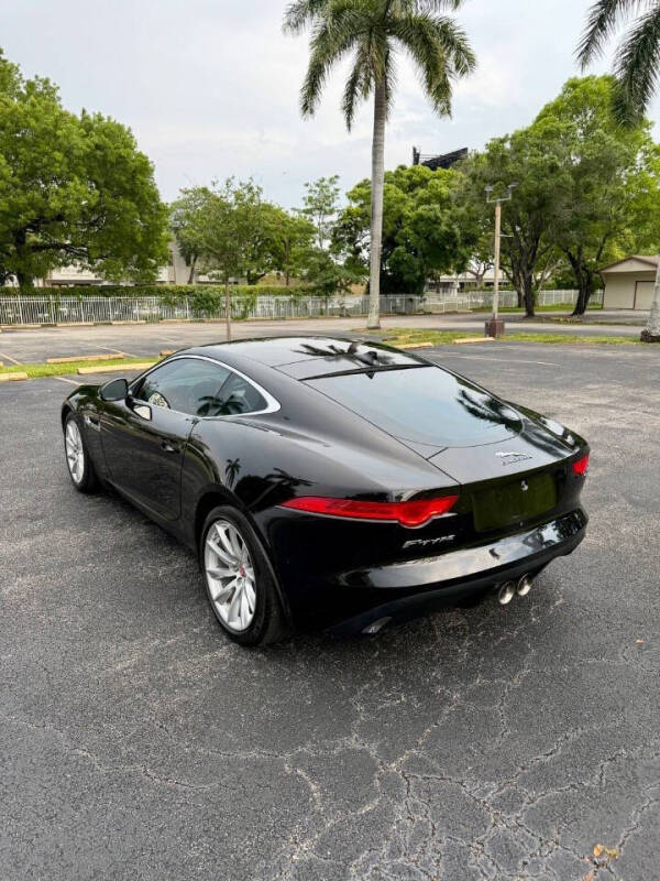 2017 Jaguar F-TYPE Premium