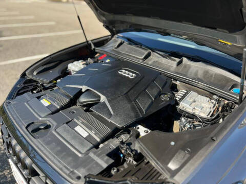 2021 Audi Q8 quattro Premium 55 TFSI