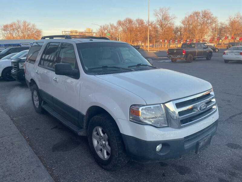 2011 Ford Expedition XL photo 2